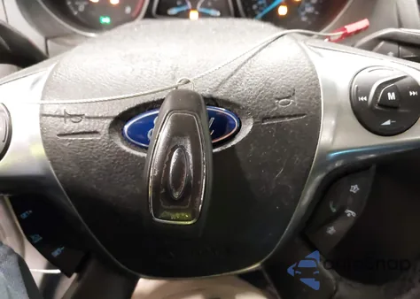 2012 Ford Focus Titanium z USA, uszkodzony, nr VIN 1FAHP3N23CL151871